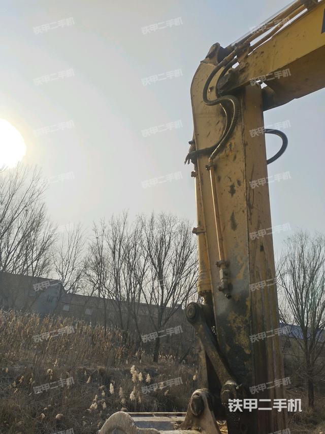 小臂整體左后（工作和回轉(zhuǎn)裝置）