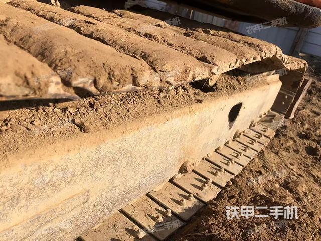 單側履帶整體（整機外觀）