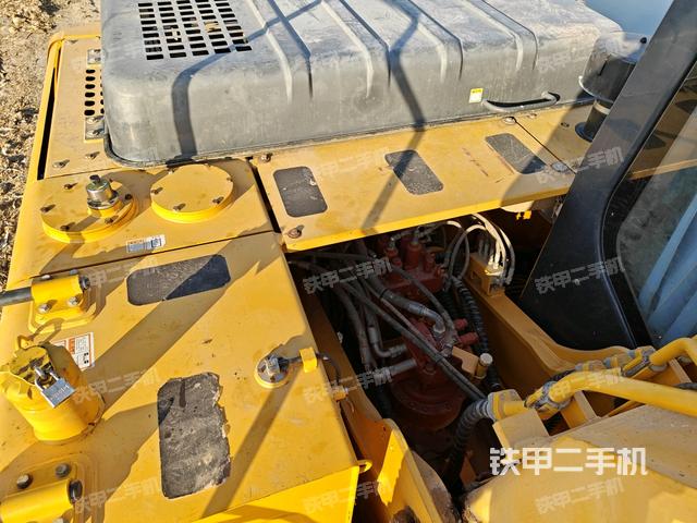 大臂整體?右側(cè)(工作和回轉(zhuǎn)裝置) 大臂整體?右側(cè)(工作和回轉(zhuǎn)裝置)