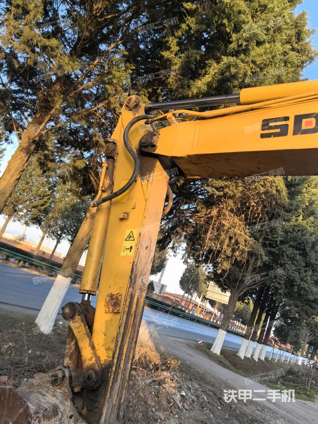 大臂整體?右側(cè)（工作和回轉(zhuǎn)裝置）