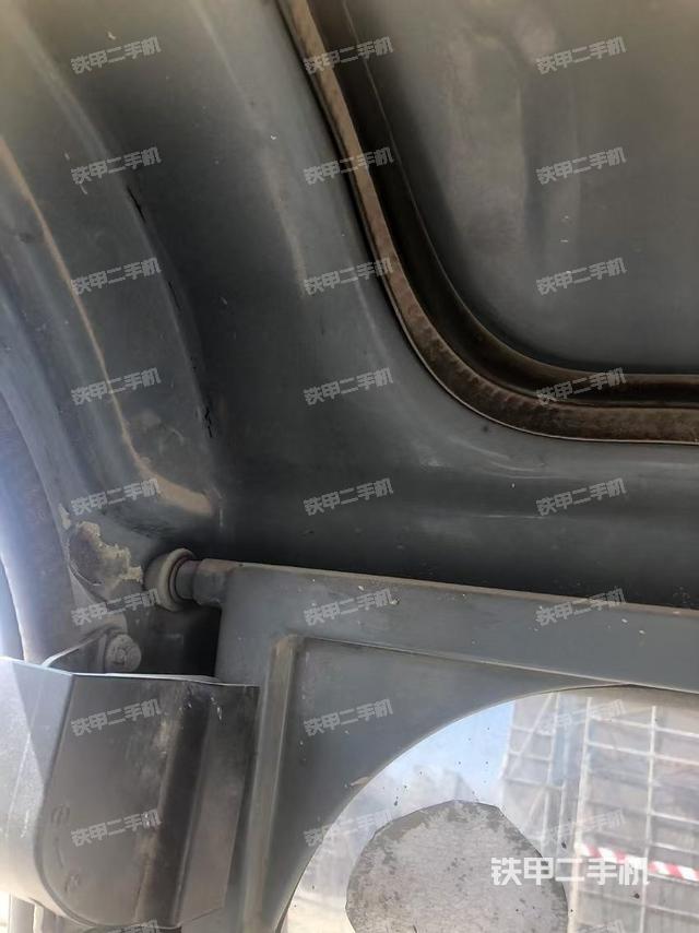 顶棚整体（驾驶室部分）