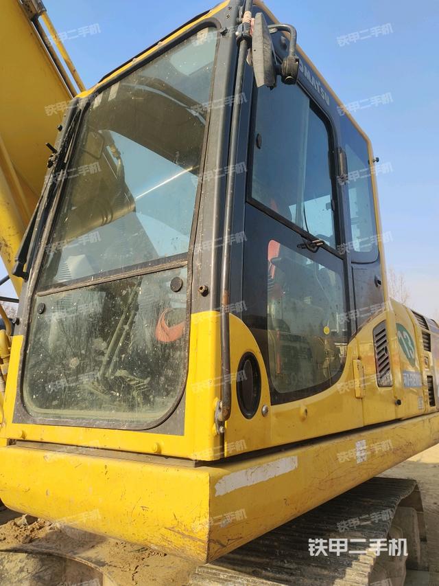 駕駛室左前45度（駕駛室部分）