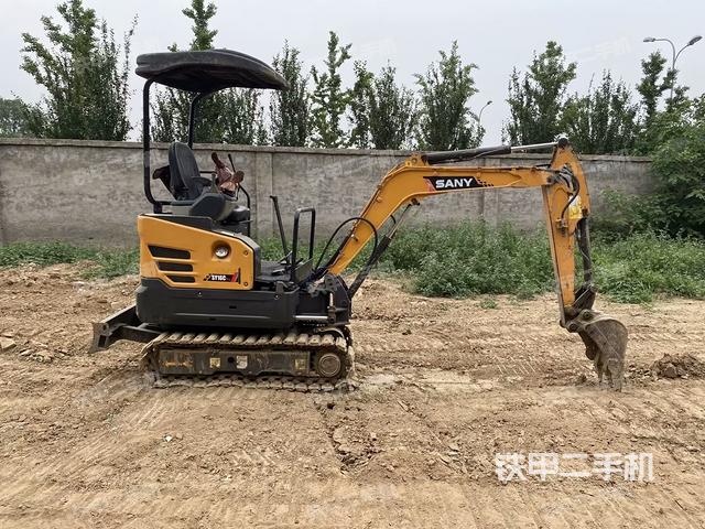 整機(jī)右后45°(整機(jī)外觀) 整機(jī)右后45°(整機(jī)外觀)