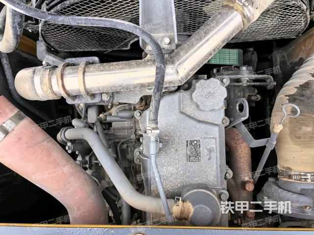 氣門(mén)室蓋螺絲特寫(xiě)(上車(chē)部件) 氣門(mén)室蓋螺絲特寫(xiě)(上車(chē)部件)