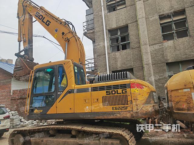 整機右后45°（整機外觀）