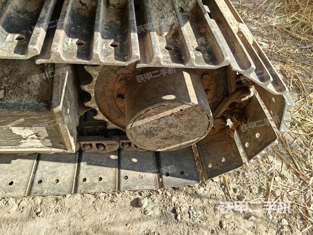 左側(cè)行走馬達(dá)蓋板（行走機(jī)構(gòu)）