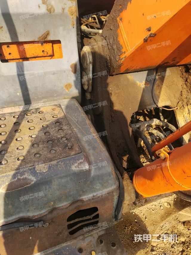 大臂根部?斜視（工作和回轉(zhuǎn)裝置）