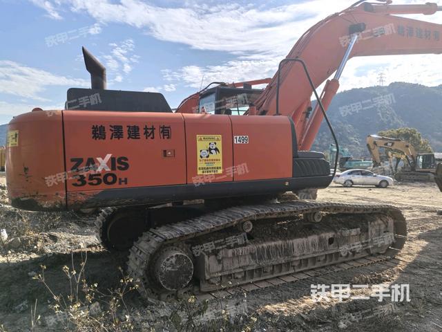 右后45(整機(jī)外觀) 右后45(整機(jī)外觀)