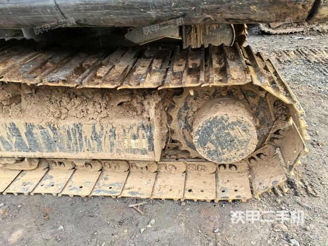 左導(dǎo)向輪（行走機(jī)構(gòu)）