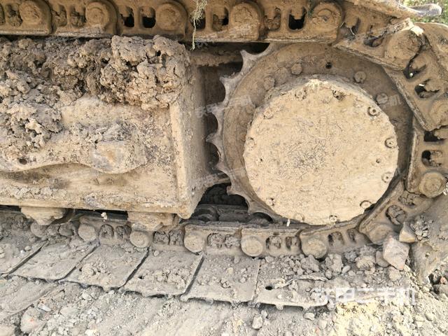 右驅(qū)動輪(行走機構(gòu)) 右驅(qū)動輪(行走機構(gòu))