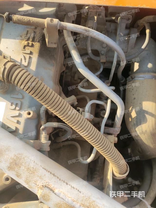 氣門室蓋螺絲特寫（上車部件）