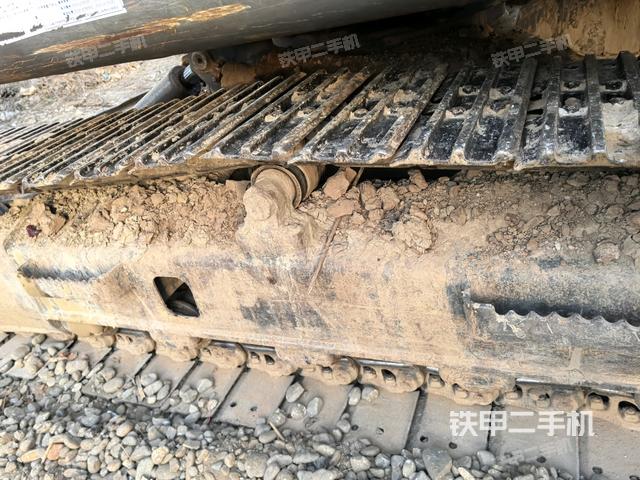 右側(cè)行走馬達蓋板（行走機構(gòu)）