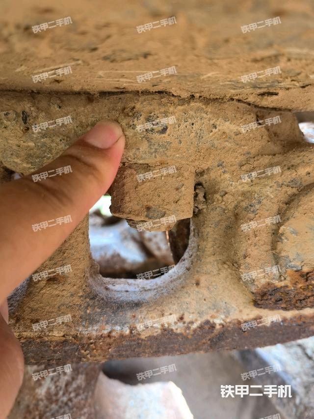 三一重工SR250（三一底盘）旋挖钻的设备实拍-第23张实拍照片