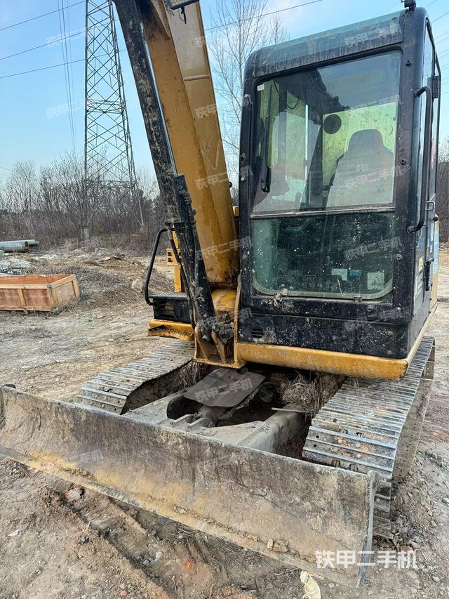 駕駛室整體（整機(jī)外觀）