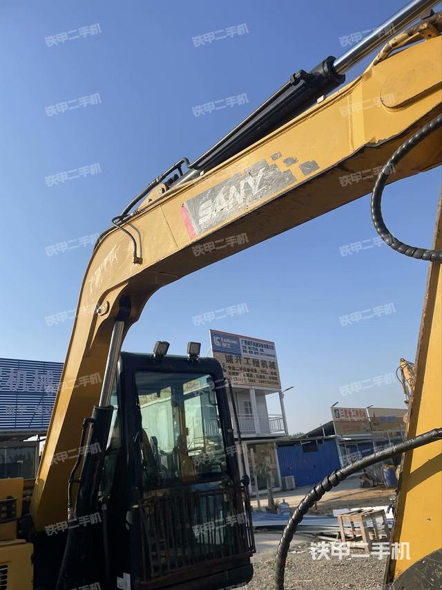 大臂根部?斜（工作和回轉(zhuǎn)裝置）