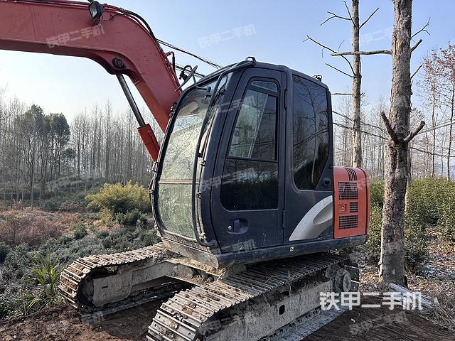 驾驶室顶部（整机外观）