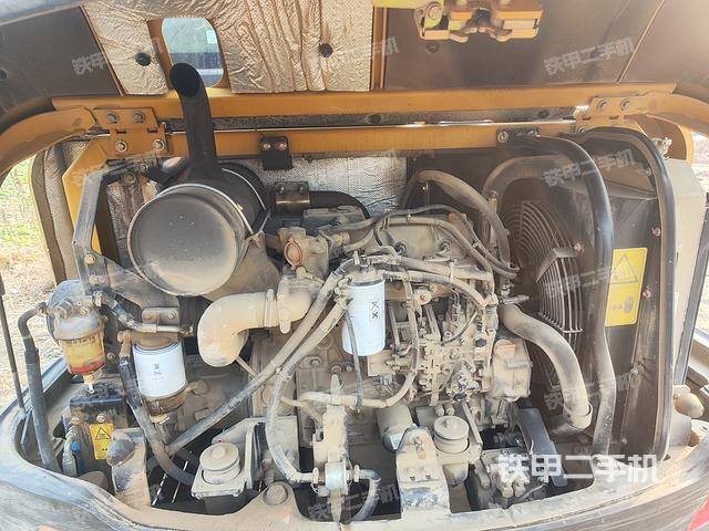 发动机整体俯视（整机外观）