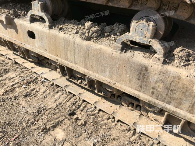 左側(cè)行走馬達(dá)蓋板（行走機(jī)構(gòu)）