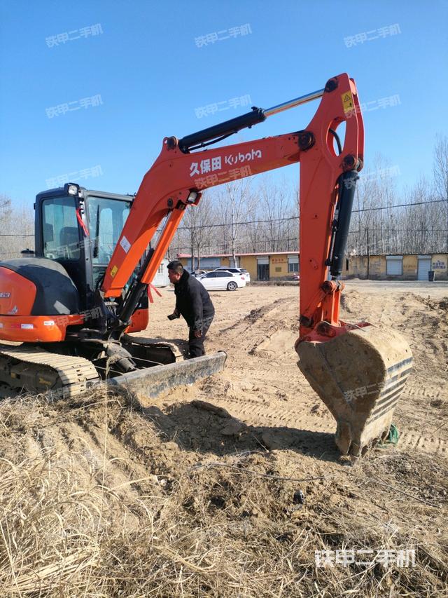 右前45(整機(jī)外觀) 右前45(整機(jī)外觀)