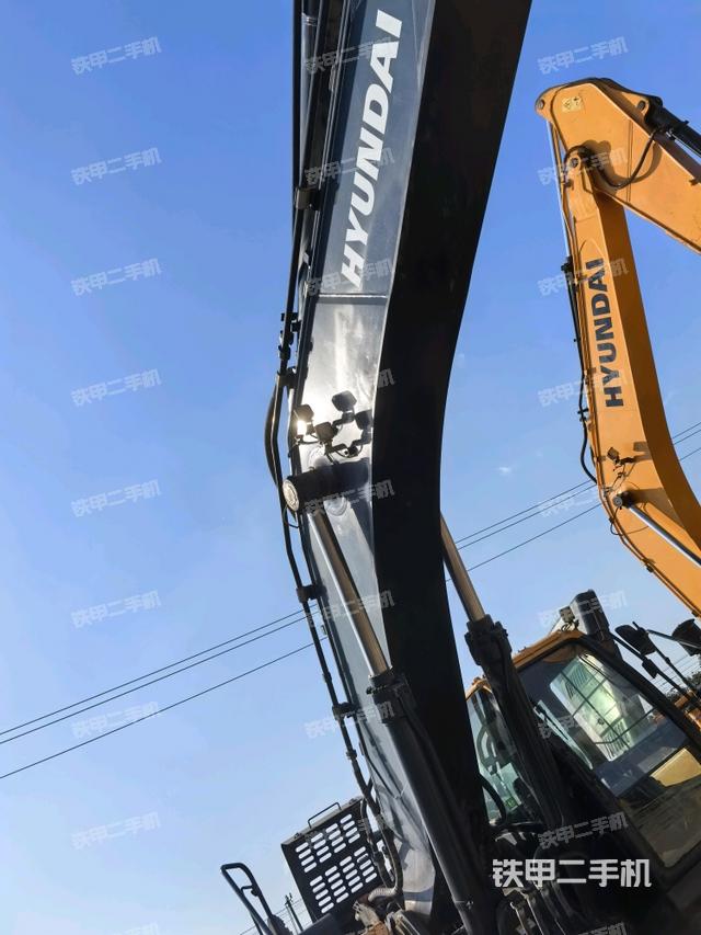 大臂整體?右側(cè)（工作和回轉(zhuǎn)裝置）