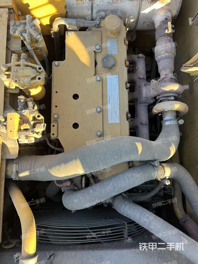 發(fā)動(dòng)機(jī)整體俯視（整機(jī)外觀）