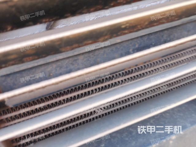 液壓泵室(大件艙室) 液壓泵室(大件艙室)