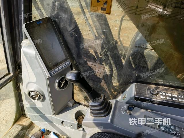 顯示屏?(駕駛室部分) 顯示屏?(駕駛室部分)