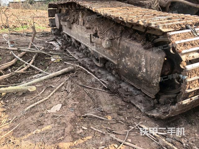 左側(cè)行走馬達蓋板（行走機構(gòu)）