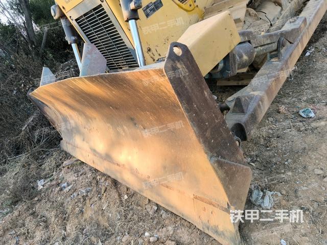 右引導輪（推土機底盤及工作裝置）