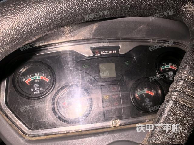 儀表盤(pán)（駕駛室部分）