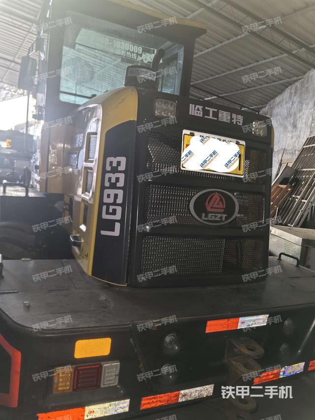 正后方（整機(jī)外觀）