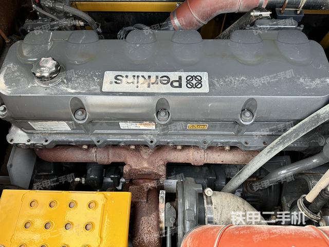 發(fā)動(dòng)機(jī)整體俯視（整機(jī)外觀）