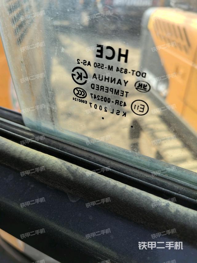 后窗玻璃角標(biāo)（駕駛室部分）