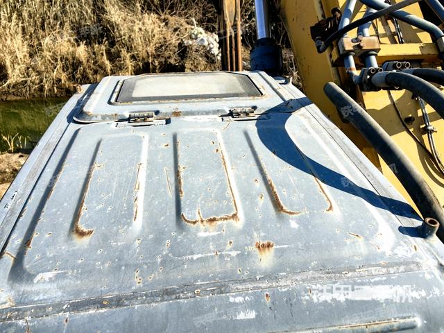 駕駛室頂部俯視（上車部件）