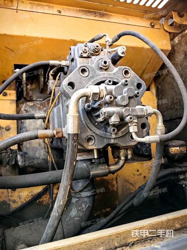 液壓泵室（大件艙室）