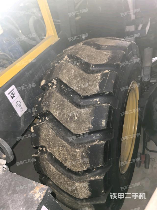 左后輪（行走機(jī)構(gòu)）