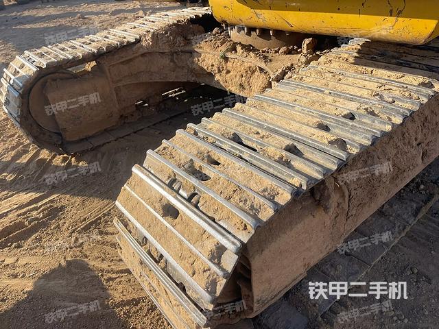 單側(cè)履帶整體（整機(jī)外觀）