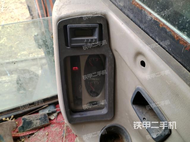顯示屏?(駕駛室部分) 顯示屏?(駕駛室部分)