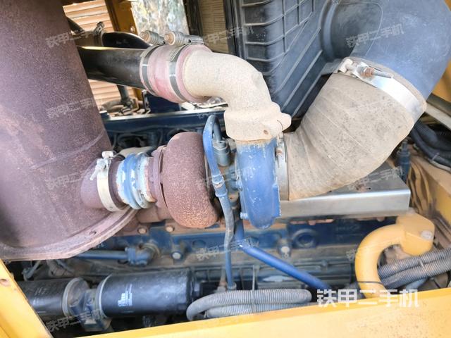 風扇及皮帶（推土機發(fā)動機艙）