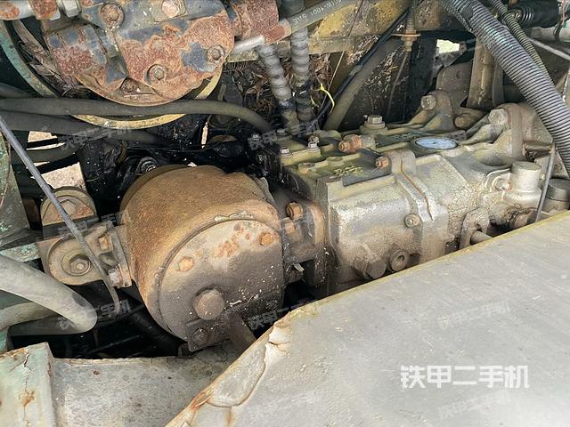 液壓泵室(大件艙室) 液壓泵室(大件艙室)