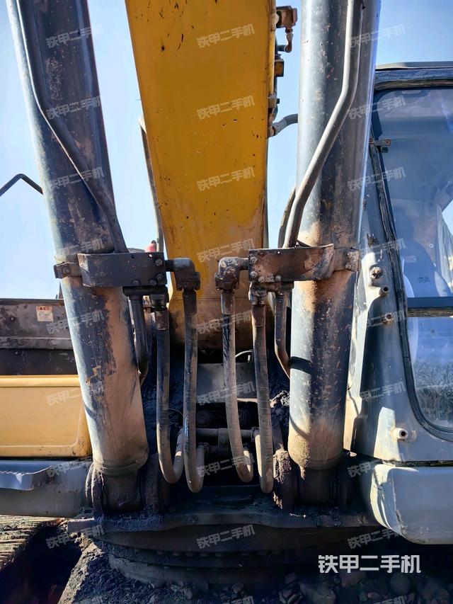 大臂油缸整體?豎拍（工作和回轉裝置）