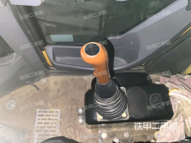 操作桿  檔位（駕駛室部分）