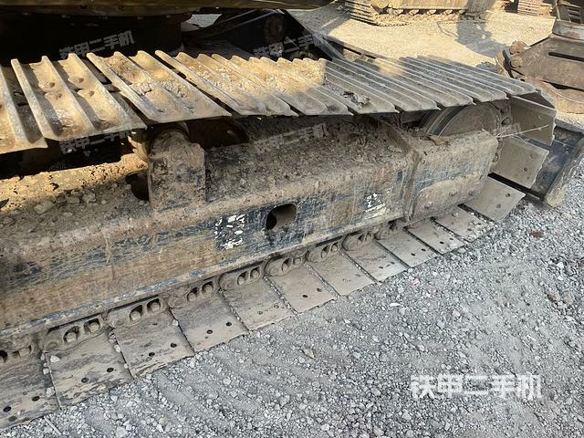 左側(cè)履帶整體?（行走機(jī)構(gòu)）