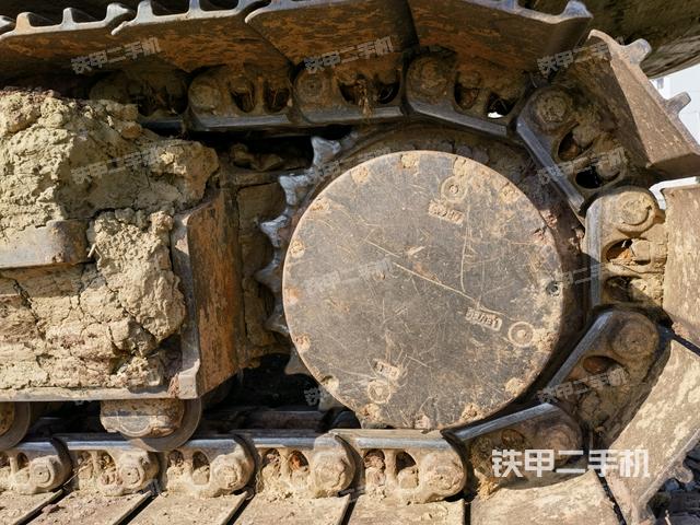 右驅(qū)動輪(行走機構(gòu)) 右驅(qū)動輪(行走機構(gòu))