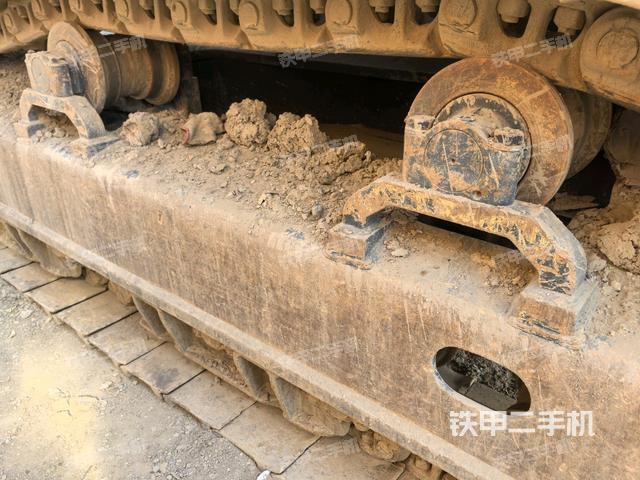 右側(cè)履帶整體（行走機(jī)構(gòu)）