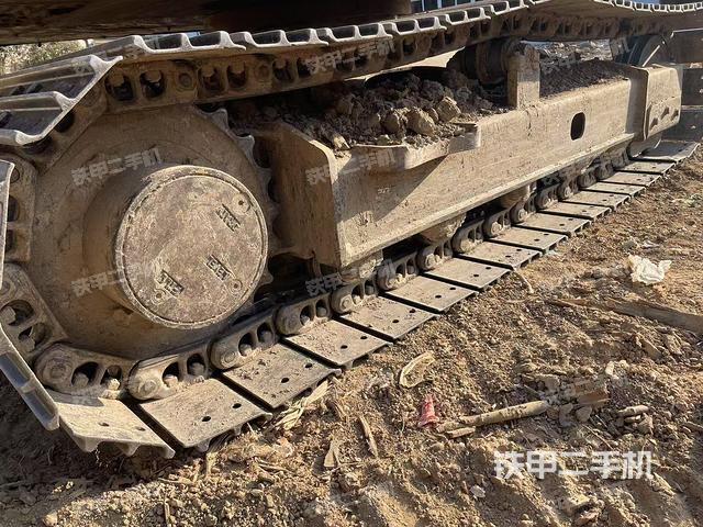 左側(cè)履帶整體?（行走機構(gòu)）