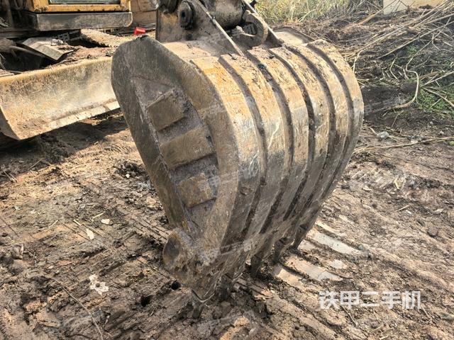 鏟斗45度（工作和回轉(zhuǎn)裝置）