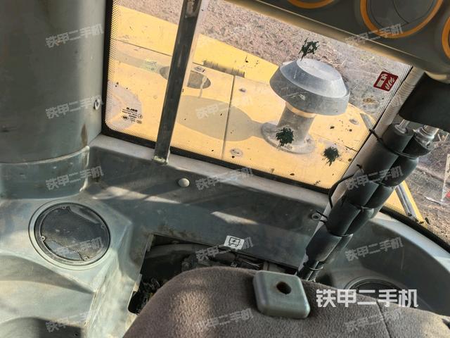 座椅后部（駕駛室部分）