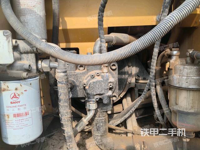 液壓泵室(大件艙室) 液壓泵室(大件艙室)