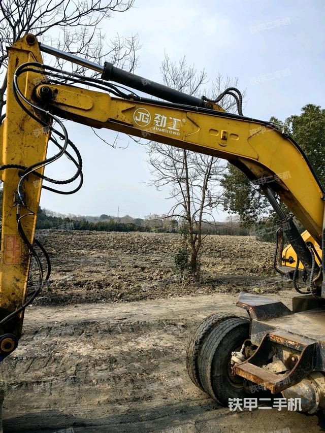 大臂整體?右側(cè)(工作和回轉(zhuǎn)裝置) 大臂整體?右側(cè)(工作和回轉(zhuǎn)裝置)